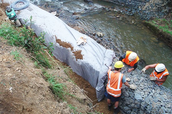 Select Bridges - bank scour protection Select Bridges - bank scour protection for bridge building project